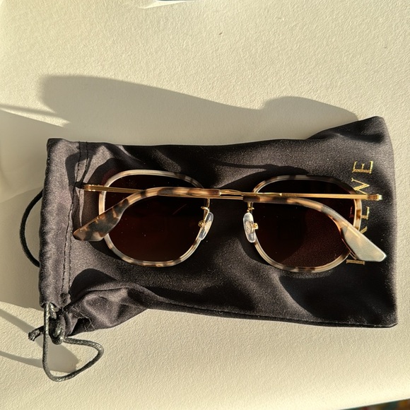 KREWE Accessories Krewe Hyde Matte Tortoise Mirrored Lens Sunglasses Poshmark